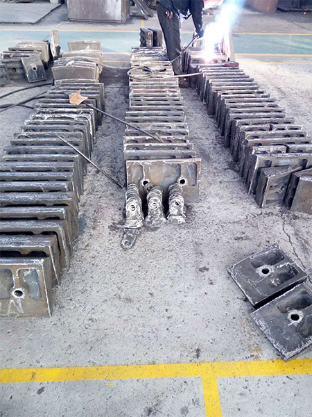 ��ĥ�C(j��)�r��